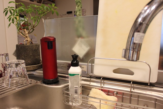 キッチン洗剤用自動ソープディスペンサー「デルベリーdelberry」